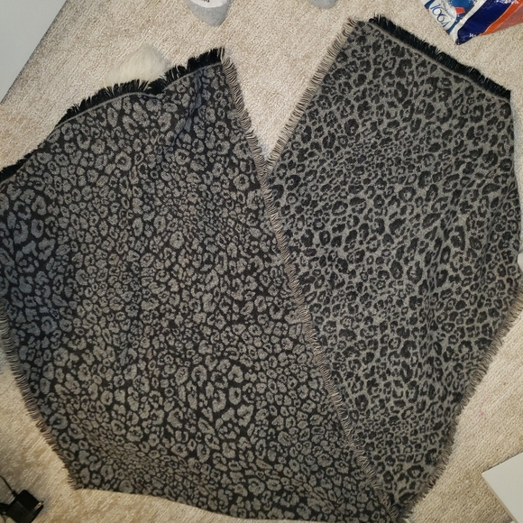 Oversized dubble sided scarf wrap - Picture 1 of 4